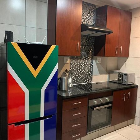 Rhino House With 3 Bedrooms Next To Pilanesberg And Sun City Mogwase Kültér fotó